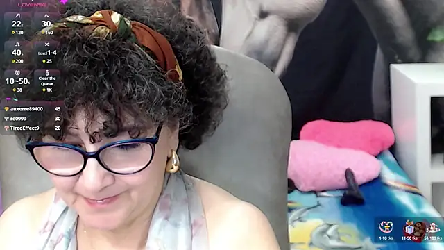 Snapshot of cataleya_mom chatting on 16, 3, 2025 cataleya mom online show from 16, 3, 2025