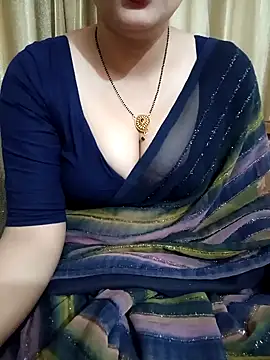 Snapshot of Priya_Boudi chatting on 9, 1, 2025 Priya Boudi online show from 9, 1, 2025