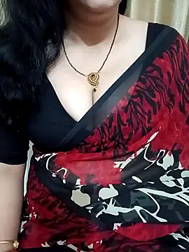 Snapshot of Priya_Boudi chatting on 13, 1, 2025 Priya Boudi online show from 13, 1, 2025