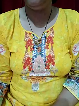 Snapshot of Priya_Boudi chatting on 28, 2, 2025 Priya Boudi online show from 28, 2, 2025