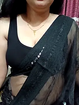 Snapshot of Priya_Boudi chatting on 9, 10, 2025 Priya Boudi online show from 9, 10, 2025