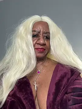 Snapshot of BreanaDivine chatting on 17, 2, 2025 BreanaDivine online show from 17, 2, 2025