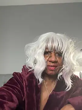 Snapshot of BreanaDivine chatting on 22, 2, 2025 BreanaDivine online show from 22, 2, 2025