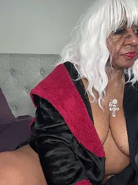 Snapshot of BreanaDivine chatting on 17, 3, 2025 BreanaDivine online show from 17, 3, 2025