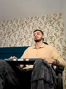 Snapshot of Michael_magno chatting on 11, 6, 2026 Michael magno online show from 11, 6, 2026