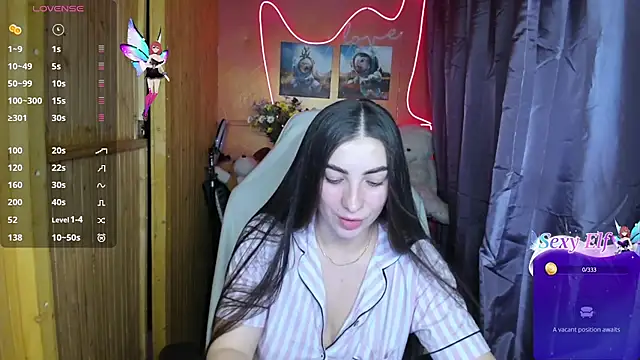 Snapshot of Fiery_Brunette_ chatting on 12, 1, 2025 Fiery Brunette online show from 12, 1, 2025