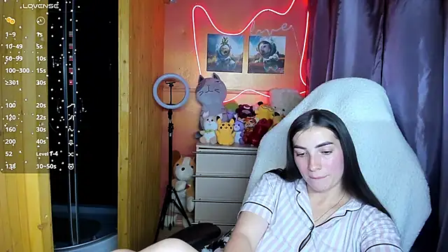 Snapshot of Fiery_Brunette_ chatting on 18, 9, 2025 Fiery Brunette online show from 18, 9, 2025