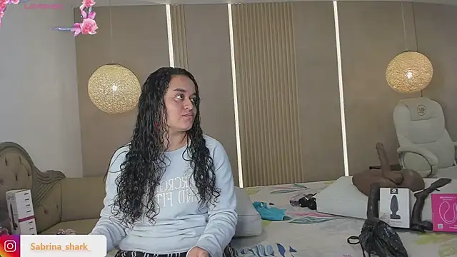 Snapshot of sabrina_shark_ chatting on 10, 10, 2025 sabrina shark online show from 10, 10, 2025