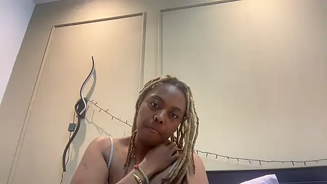 ChocolateCakeQueen online show from 26, 1, 2025