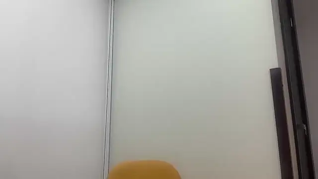 ChocolateCakeQueen online show from 11, 1, 2026