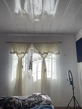 hannahb-e online show from 23, 11, 2025