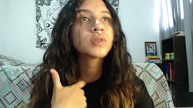 Snapshot of AlinaWoolf_ chatting on 10, 12, 2024 AlinaWoolf  online show from 10, 12, 2024