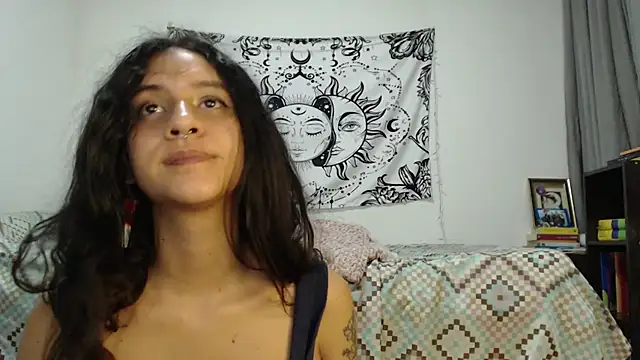 Snapshot of AlinaWoolf_ chatting on 2, 2, 2025 AlinaWoolf  online show from 2, 2, 2025