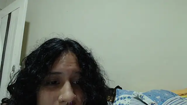 AlinaWoolf  online show from 10, 4, 2026