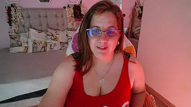 Snapshot of katie_joness_ chatting on 16, 1, 2025 katie joness online show from 16, 1, 2025