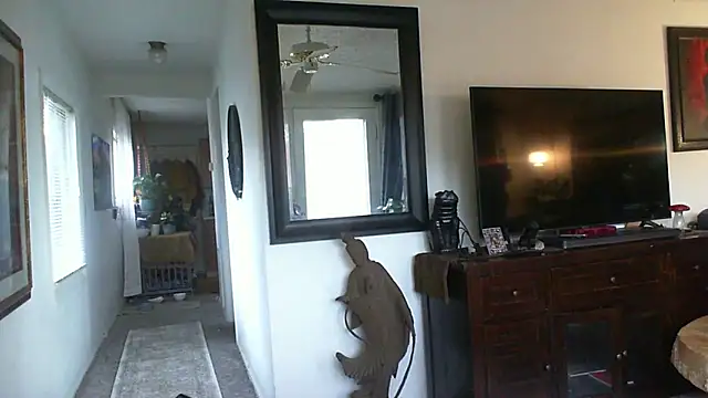 CeceilaMoon online show from 19, 11, 2025