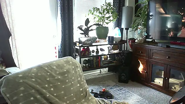 Snapshot of CeceilaMoon chatting on 7, 1, 2026 CeceilaMoon online show from 7, 1, 2026