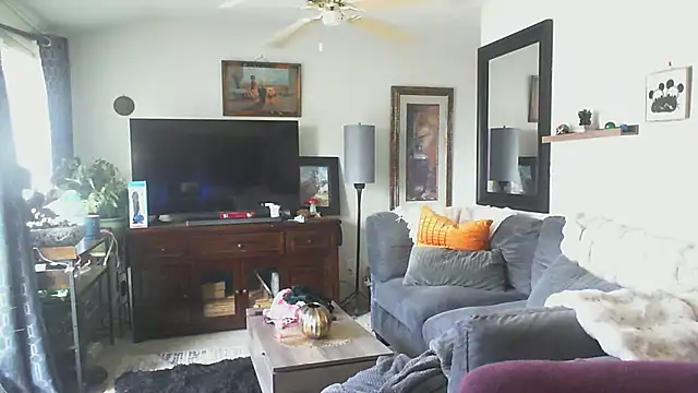 Snapshot of CeceilaMoon chatting on 16, 2, 2026 CeceilaMoon online show from 16, 2, 2026