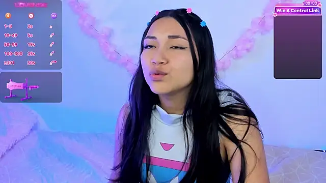 pauline golden1 online show from 3, 1, 2025