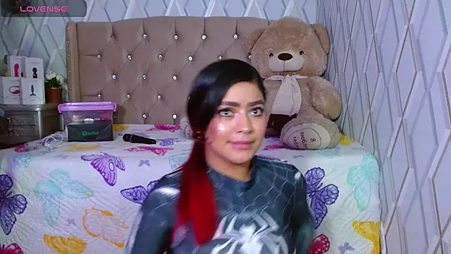 NicolleTaylor online show from 1, 3, 2025