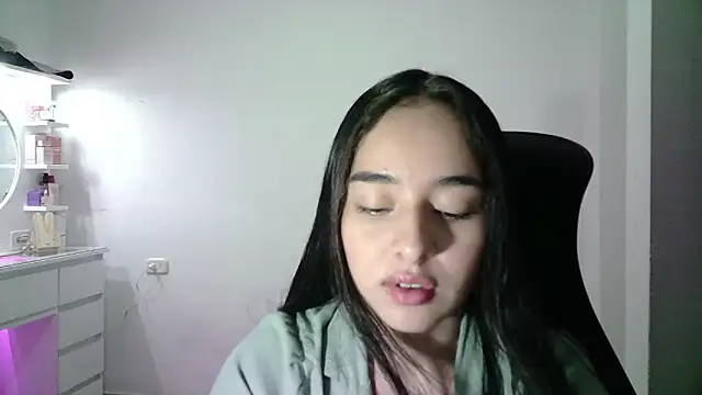 Snapshot of aineangeel chatting on 18, 11, 2025 aineangeel online show from 18, 11, 2025