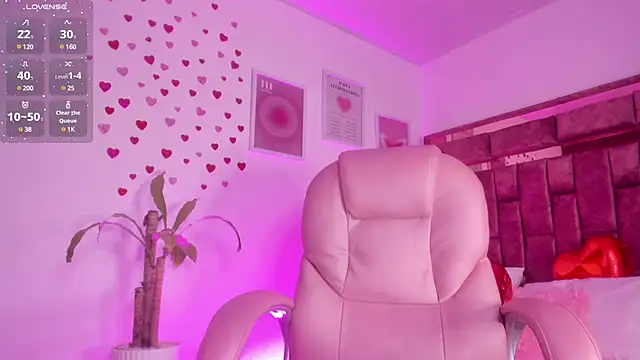 Celestecute  online show from 7, 3, 2025