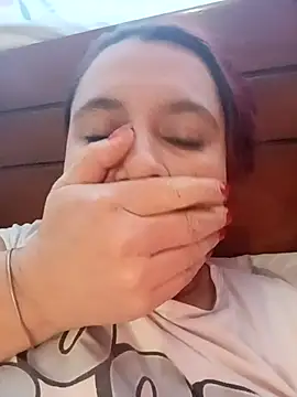 Snapshot of MarthinaBaker chatting on 23, 11, 2025 MarthinaBaker online show from 23, 11, 2025