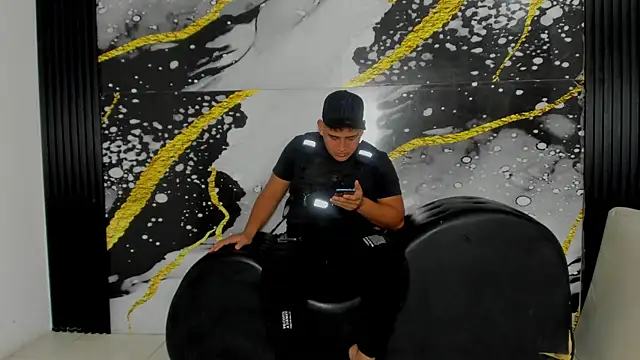 sweethot    online show from 25, 9, 2025