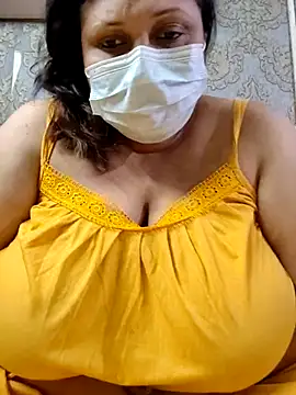 Snapshot of kunjan789 chatting on 13, 11, 2025 kunjan789 online show from 13, 11, 2025