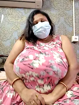 Snapshot of kunjan789 chatting on 19, 11, 2025 kunjan789 online show from 19, 11, 2025