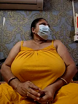 Snapshot of kunjan789 chatting on 22, 11, 2025 kunjan789 online show from 22, 11, 2025