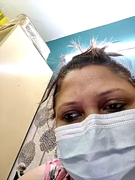 Snapshot of kunjan789 chatting on 30, 11, 2025 kunjan789 online show from 30, 11, 2025