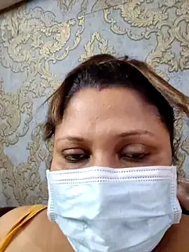 Snapshot of kunjan789 chatting on 4, 12, 2025 kunjan789 online show from 4, 12, 2025