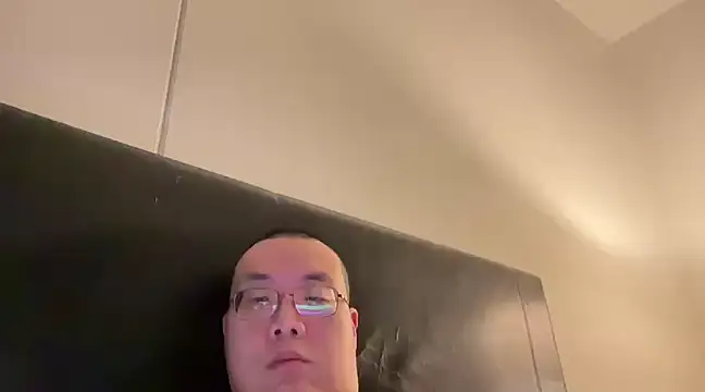 Snapshot of slaveasianboy chatting on 18, 12, 2024 slaveasianboy online show from 18, 12, 2024