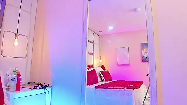 elizavenus online show from 13, 4, 2026