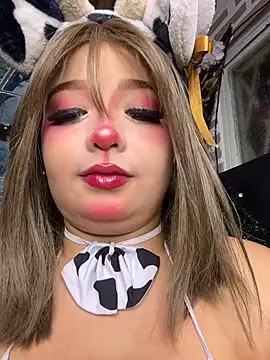 CharlotteMillers online show from 20, 12, 2025