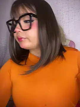 CharlotteMillers online show from 26, 2, 2026