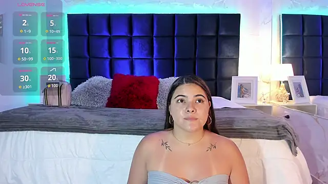 EVELIN MASON online show from 9, 9, 2025