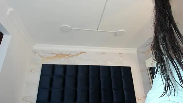 EVELIN MASON online show from 14, 9, 2025