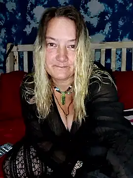 Snapshot of GingerKtm21 chatting on 11, 1, 2026 GingerKtm21 online show from 11, 1, 2026