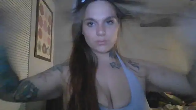 Snapshot of Loukoumonte chatting on 23, 11, 2025 Loukoumonte online show from 23, 11, 2025