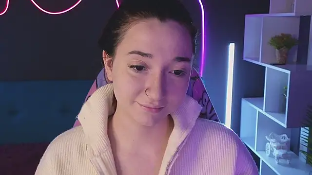 Snapshot of YasmineWest chatting on 3, 12, 2024 YasmineWest online show from 3, 12, 2024