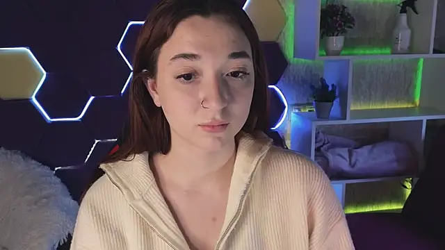 Snapshot of YasmineWest chatting on 12, 12, 2024 YasmineWest online show from 12, 12, 2024