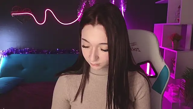 Snapshot of YasmineWest chatting on 27, 12, 2024 YasmineWest online show from 27, 12, 2024