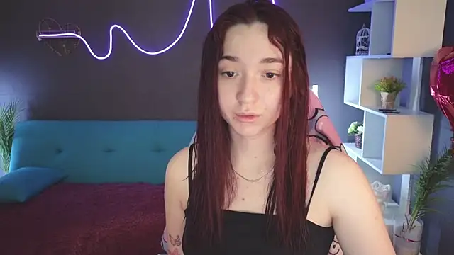 Snapshot of YasmineWest chatting on 6, 3, 2025 YasmineWest online show from 6, 3, 2025