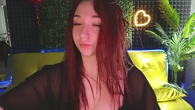 Snapshot of YasmineWest chatting on 22, 3, 2025 YasmineWest online show from 22, 3, 2025