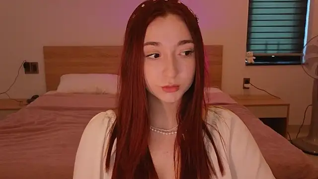 Snapshot of YasmineWest chatting on 14, 3, 2026 YasmineWest online show from 14, 3, 2026