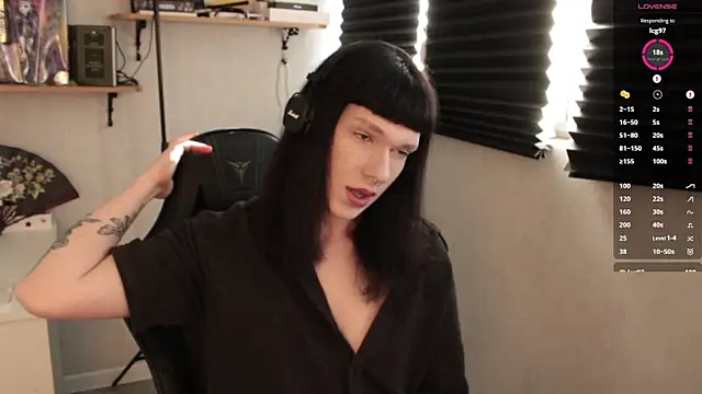 carthylovvve online show from 1, 3, 2025