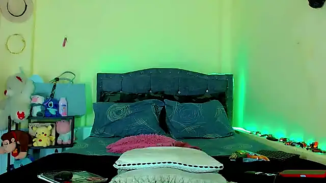 Liamscott  online show from 17, 4, 2026