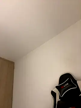 Snapshot of JulianaCastillo chatting on 10, 11, 2025 JulianaCastillo online show from 10, 11, 2025